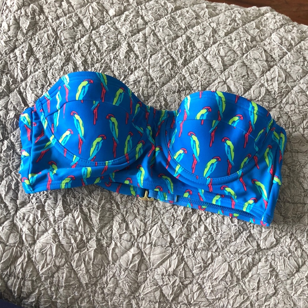 Parrot bikini